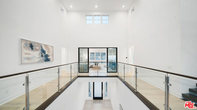 11782 N Hillsborough Lane, Porter Ranch CA: https://media.crmls.org/mediaz/cd186ae6-5244-49b0-94fb-4454c9909bfa.jpg