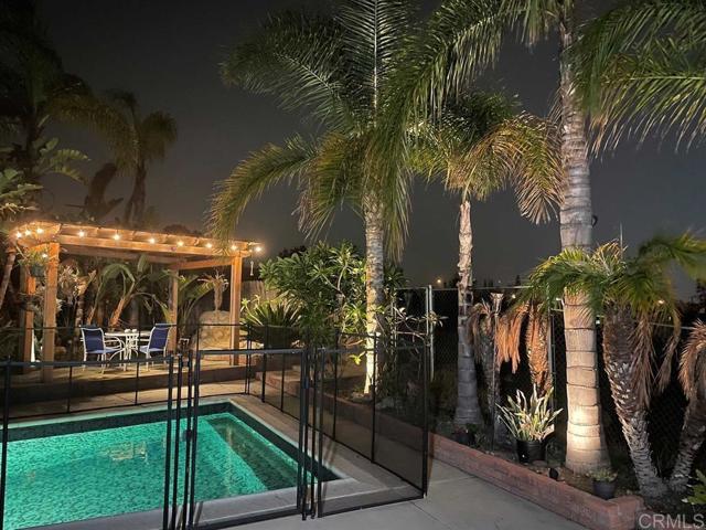 7001 Lemonwood Ln, Lemon Grove CA: https://media.crmls.org/mediaz/cd189b3c-a829-422d-b4dc-5e0509b241ff.jpg