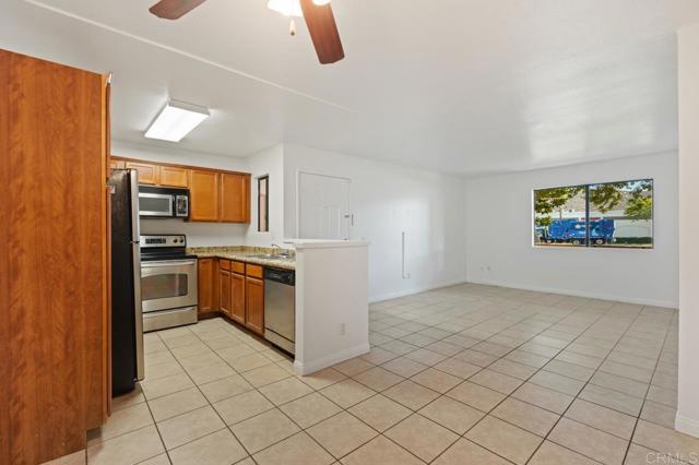 12191 Cuyamaca College Drive, El Cajon CA: https://media.crmls.org/mediaz/cd18a06f-506b-4a76-a699-49a021486797.jpg
