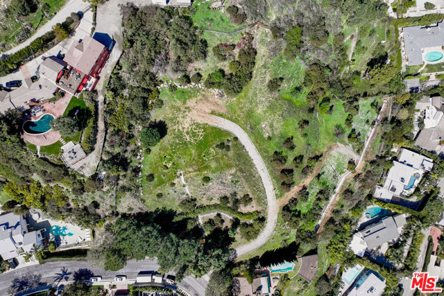 2666 Larmar Road, Los Angeles CA: https://media.crmls.org/mediaz/cd192548-0bc5-4781-a83c-73fdd469926e.jpg