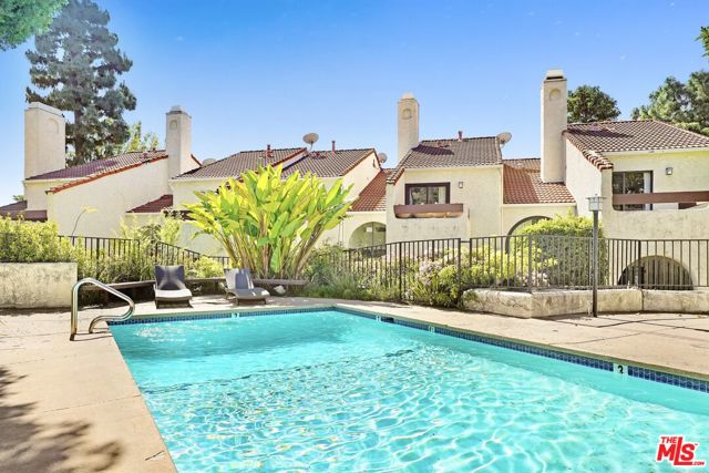 1979 Grace Avenue, Los Angeles CA: https://media.crmls.org/mediaz/cd1974cd-e462-4cac-b08d-1188548ee296.jpg