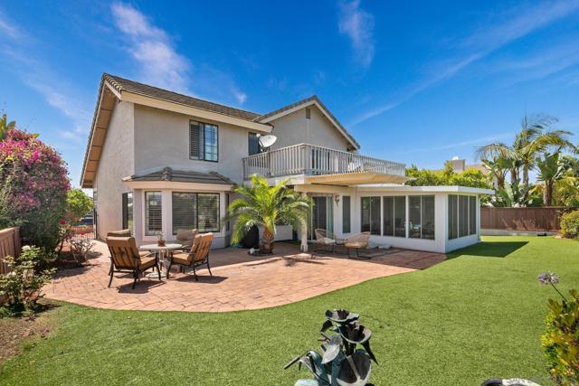 1705 Hawk View Dr, Encinitas CA: https://media.crmls.org/mediaz/cd19dfeb-dd54-49d7-9ebe-207abf0d8807.jpg