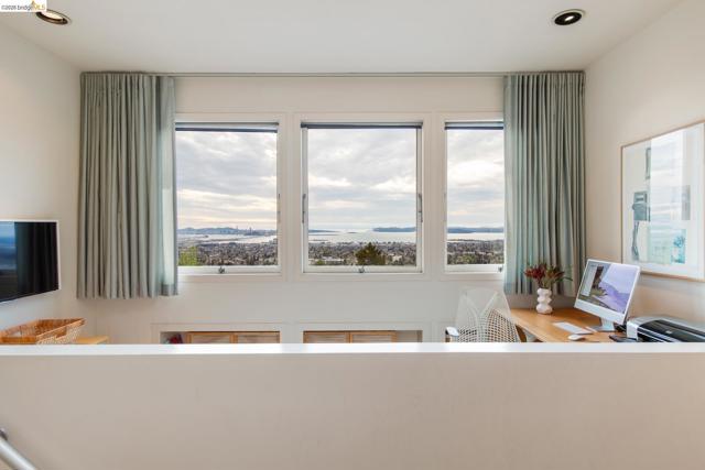 2 Gravatt Drive, Berkeley CA: https://media.crmls.org/mediaz/cd1af474-5ec3-4027-9eeb-f0b3631d65bf.jpg