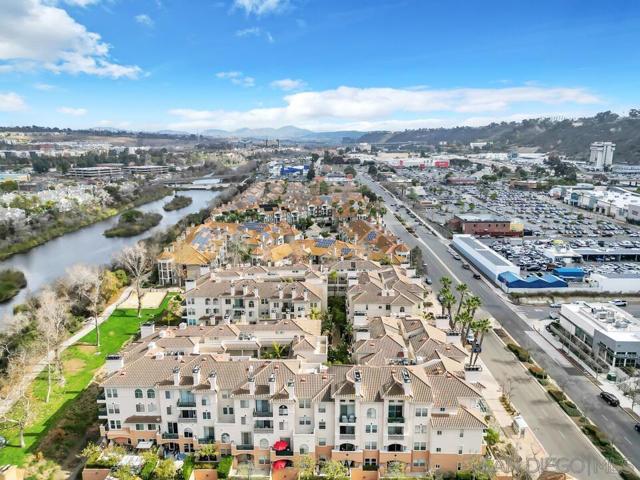 640 Camino De La Reina, San Diego, California 92108, 2 Bedrooms Bedrooms, ,2 BathroomsBathrooms,Condominium,For Sale,Camino De La Reina,250018529SD