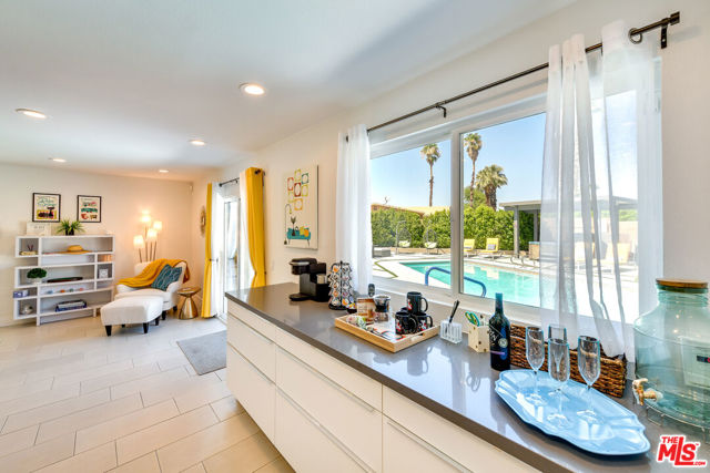 2146 N Blando Road, Palm Springs CA: https://media.crmls.org/mediaz/cd1cff35-a911-4144-9cab-343161422a8f.jpg