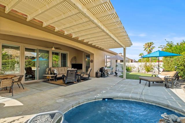 80166 Avenida Aliso, Indio CA: https://media.crmls.org/mediaz/cd1d2d67-0397-430a-9422-450c83ed1d58.jpg