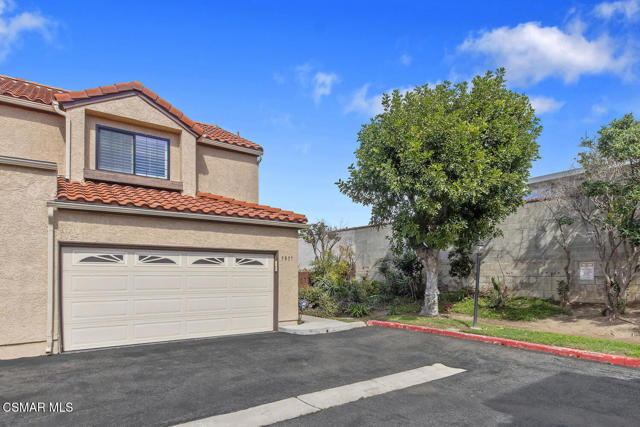 5837 Cochran Street, Simi Valley CA: https://media.crmls.org/mediaz/cd1e9266-683d-48b6-b3d1-1393365e40eb.jpg