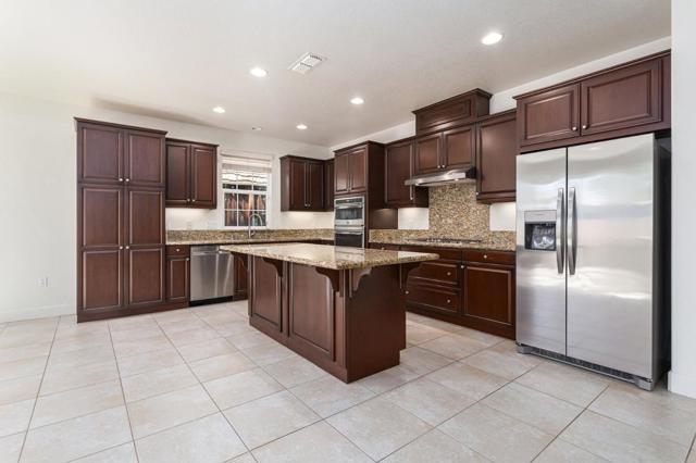 4970 Trescott Court, Dublin CA: https://media.crmls.org/mediaz/cd1e9b41-8e0b-4f89-811a-fc10d7878976.jpg