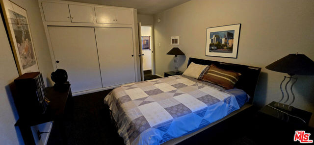 1433 N Martel Avenue, Los Angeles CA: https://media.crmls.org/mediaz/cd1fda30-6a44-44d2-9d99-d13c12c9ae22.jpg