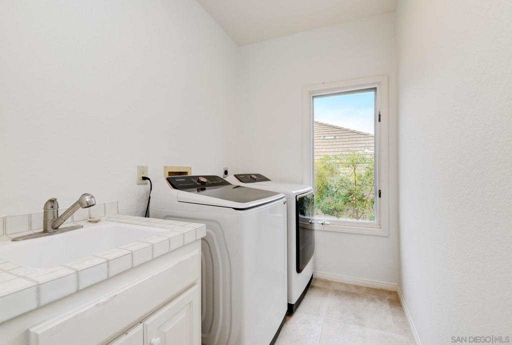 MLS #250042653SD image #26