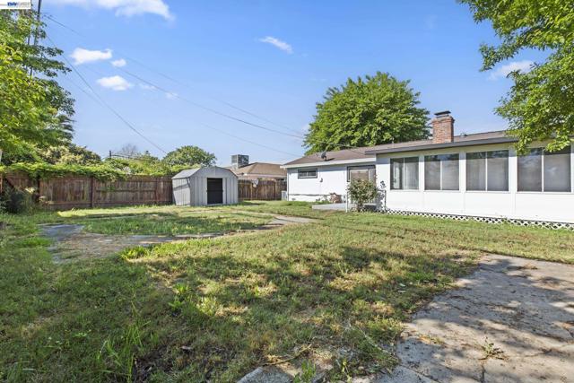 Image 18 of 25 For 6613 Demaret Drive