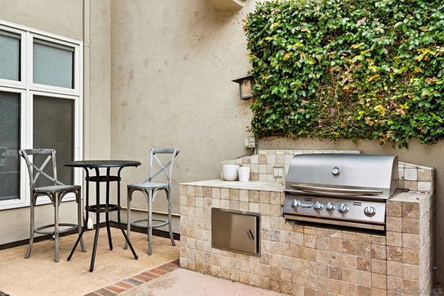 9703 Keeneland Row, La Jolla CA: https://media.crmls.org/mediaz/cd2111d6-23a7-4daf-9535-4d8576b39482.jpg