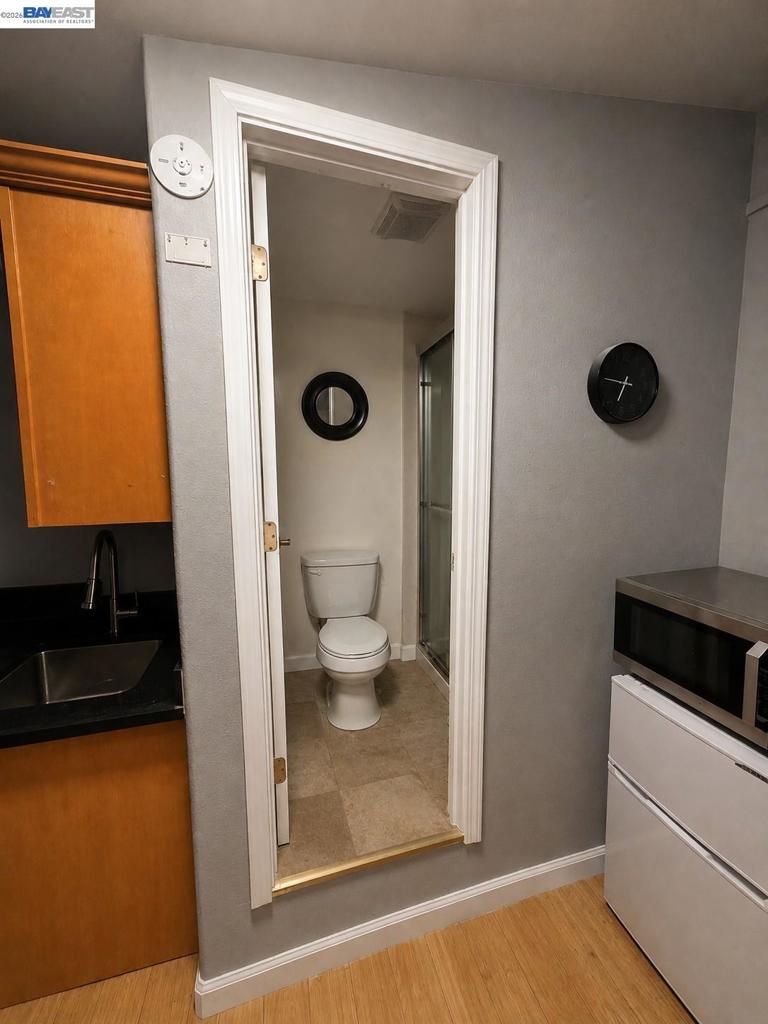 https://media.crmls.org/mediaz/cd21664d-998e-4cc5-846a-686802a9df57.jpg?preset=X-Large
