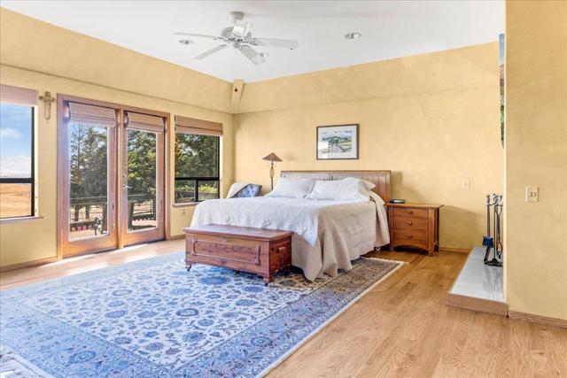 275 Nicholson Drive, Hollister CA: https://media.crmls.org/mediaz/cd222e5e-d0f1-4f72-ae36-85c0120c81ef.jpg