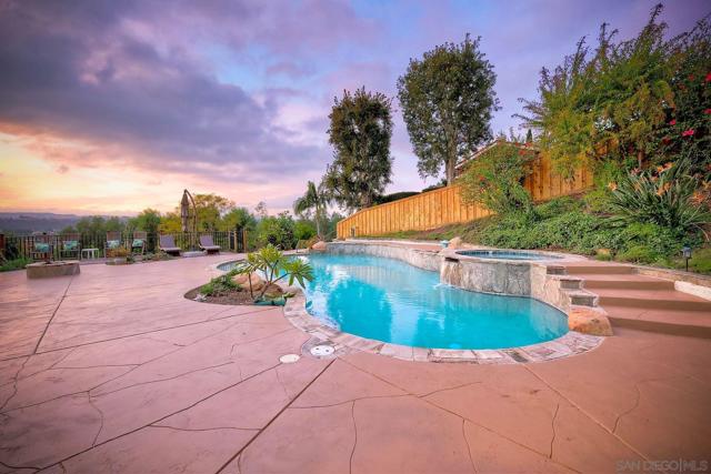 14036 TIERRA BONITA ROAD, Poway CA: https://media.crmls.org/mediaz/cd247bf8-ef82-4105-928f-34e21707cfe4.jpg