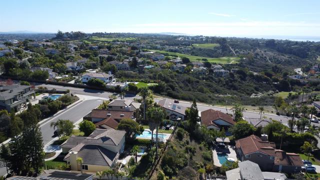 1518 Bella Vista, Encinitas CA: https://media.crmls.org/mediaz/cd254692-1523-4456-9b0b-86a5a183ec12.jpg