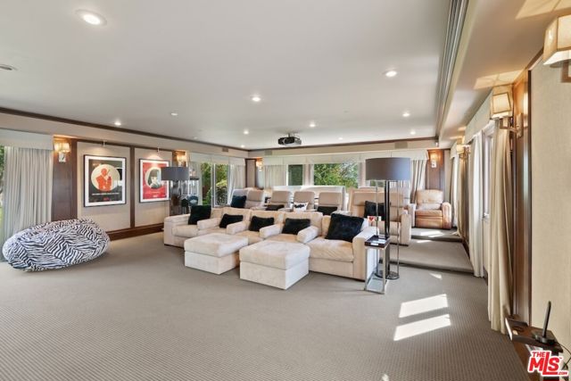 23593 Park South Street, Calabasas CA: https://media.crmls.org/mediaz/cd25dcc2-9136-4582-8386-79d3c8f0934b.jpg