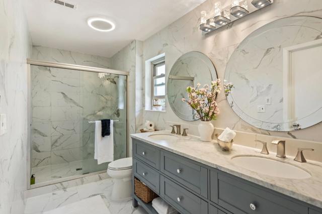 3 Saint Louis Lane, Pleasant Hill CA: https://media.crmls.org/mediaz/cd27696b-6d4c-476f-a408-bbd2b8c64e53.jpg