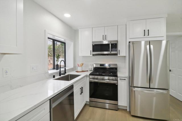 Image 36 of 44 For 5725 Mildred Street