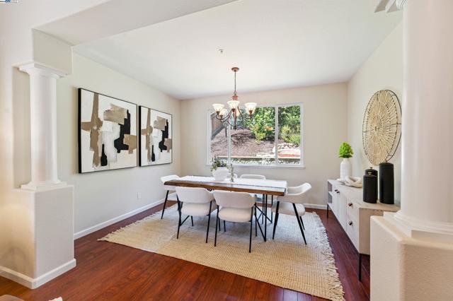 3582 Ridgecrest Way, Livermore CA: https://media.crmls.org/mediaz/cd287405-5ed6-482b-9322-2eeea8a59677.jpg