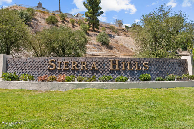 28606 Solon Avenue, Canyon Country CA: https://media.crmls.org/mediaz/cd28c0f5-a879-4d42-bdae-b9110747cf3f.jpg