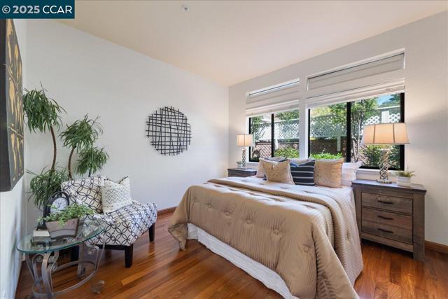 5501 Terra Granada Dr, Walnut Creek CA: https://media.crmls.org/mediaz/cd29a63c-6f7c-4964-965b-07260b11e50e.jpg