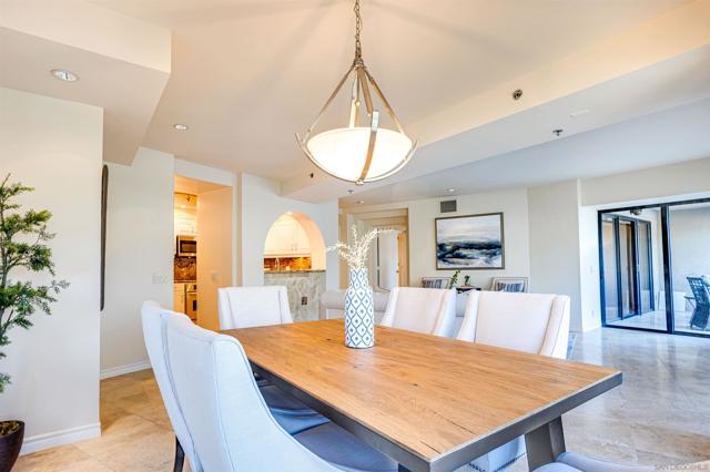 100 Harbor Dr, San Diego CA: https://media.crmls.org/mediaz/cd2a864f-32fe-4608-a795-37e137565a05.jpg