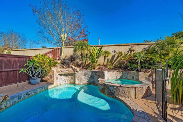 Detail Gallery Image 55 of 75 For 561 Chesterfield Cir, San Marcos,  CA 92069 - 4 Beds | 3 Baths