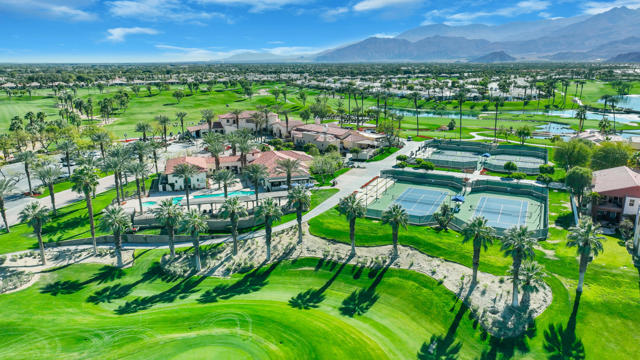 80276 Via Tesoro, La Quinta CA: https://media.crmls.org/mediaz/cd2b8865-bae0-4356-834f-fb75f7014678.jpg