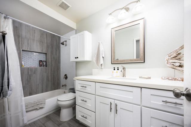 1857 Goldenrod Ln, Vista CA: https://media.crmls.org/mediaz/cd2c3d57-c2e8-4f3a-8525-a7a15ab39b85.jpg