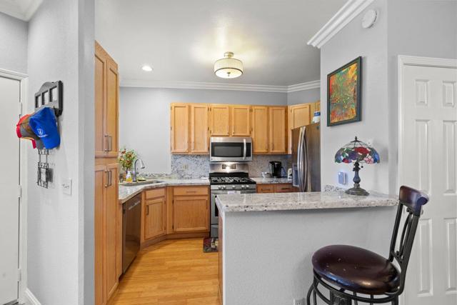 160 Troon Way, Half Moon Bay CA: https://media.crmls.org/mediaz/cd2daae0-438e-40db-bea7-c0bf0bc223b6.jpg