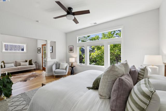 5472 KALES AVENUE, Oakland CA: https://media.crmls.org/mediaz/cd2deec4-3e4a-4197-9de4-84312f0f0d05.jpg