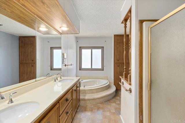 Detail Gallery Image 19 of 54 For 8975 Lawrence Welk Dr #223,  Escondido,  CA 92026 - 2 Beds | 2 Baths