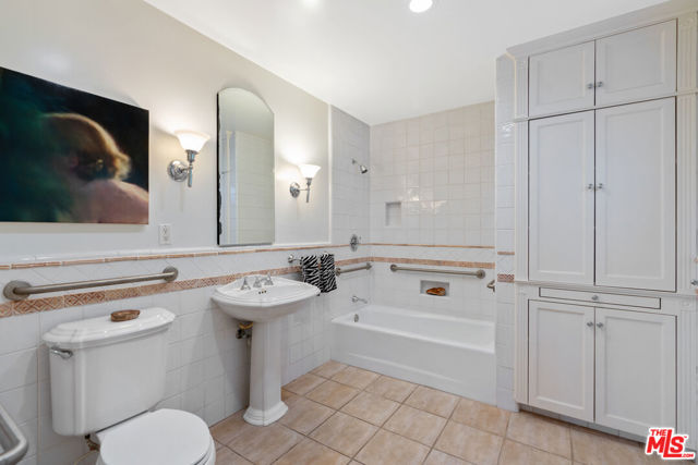 Drew Fenton | 11806 Bellagio Road Los Angeles CA | MLS: 7579537 Drew Fenton | 11806 Bellagio Road Los Angeles CA | MLS: 7579537