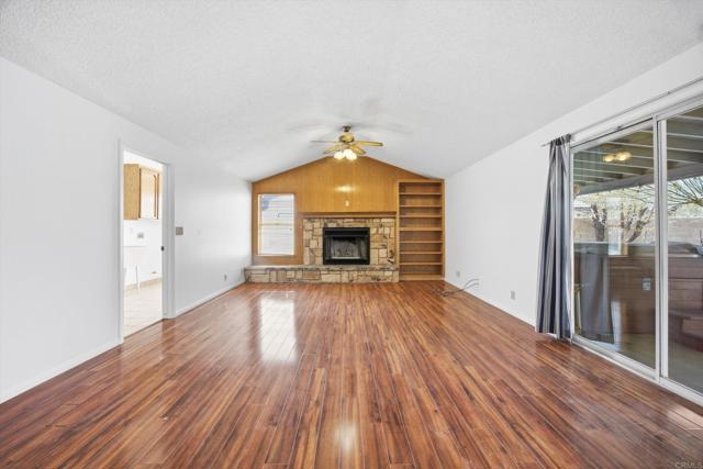 Detail Gallery Image 20 of 55 For 905 Cimarron Ct, Ridgecrest,  CA 93555 - 4 Beds | 2/1 Baths