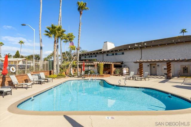 7232 Santa Barbara, Carlsbad, California 92011, 2 Bedrooms Bedrooms, ,2 BathroomsBathrooms,Residential,For Sale,Santa Barbara,250017781SD