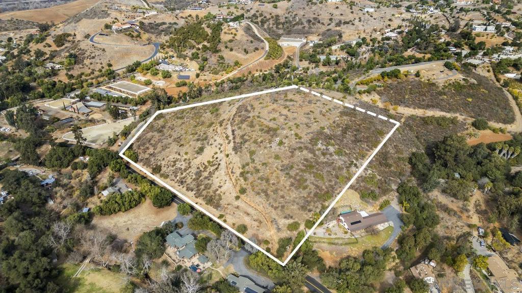 MLS #250037264SD image #5