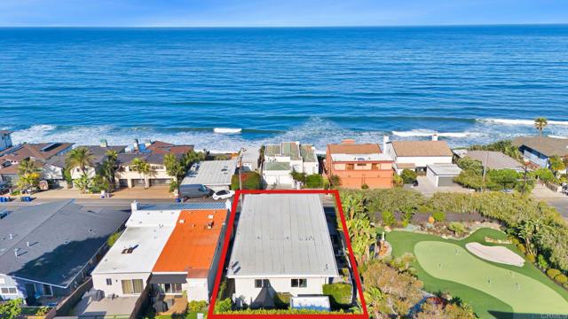 Detail Gallery Image 1 of 1 For 1631 Neptune Ave, Encinitas,  AR 92024 - 3 Beds | 3 Baths
