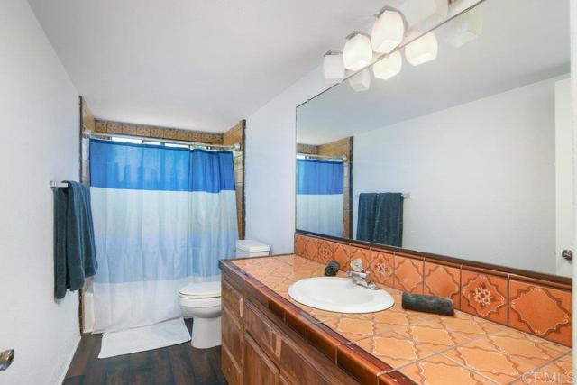 1736 Bellington Lane, Fallbrook CA: https://media.crmls.org/mediaz/cd3290aa-e9e1-4e52-989e-3cfc581fa4ad.jpg