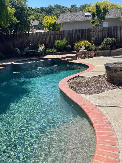 1430 Welburn Avenue, Gilroy CA: https://media.crmls.org/mediaz/cd32ddc7-3d3c-4470-9153-bc52b43a7a3d.jpg
