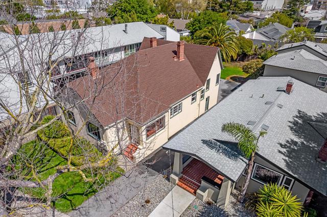 828 Highland Avenue, San Mateo CA: https://media.crmls.org/mediaz/cd375ad4-fe9c-42af-b28d-1c46b115a0ae.jpg