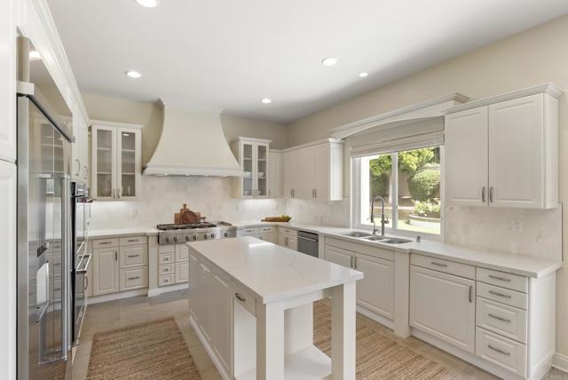 Detail Gallery Image 20 of 52 For 7062 Crystalline Dr, Carlsbad,  CA 92011 - 4 Beds | 2/1 Baths