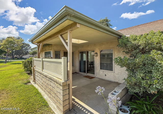 38114 Village 38, Camarillo CA: https://media.crmls.org/mediaz/cd3a4500-21e5-48df-9f90-f71b1906f192.jpg