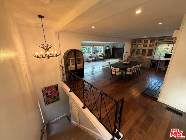 2300 Benedict Canyon Drive photo 17