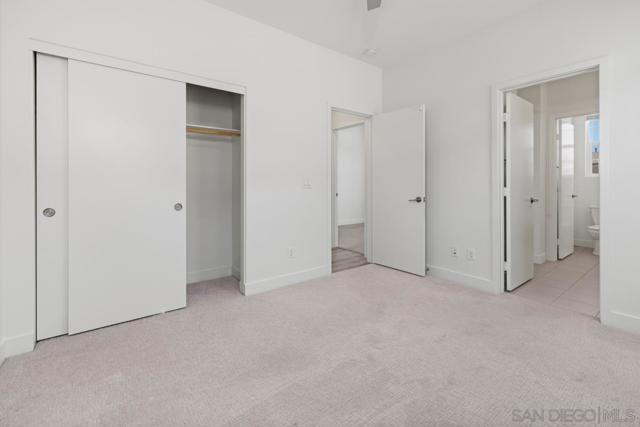 9008 Trailridge Ave, Santee CA: https://media.crmls.org/mediaz/cd3acf3b-d140-4f12-a081-6593cdf11e84.jpg