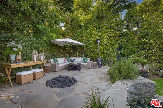 Drew Fenton | 585 Lorna Lane Los Angeles CA | MLS: 7287808