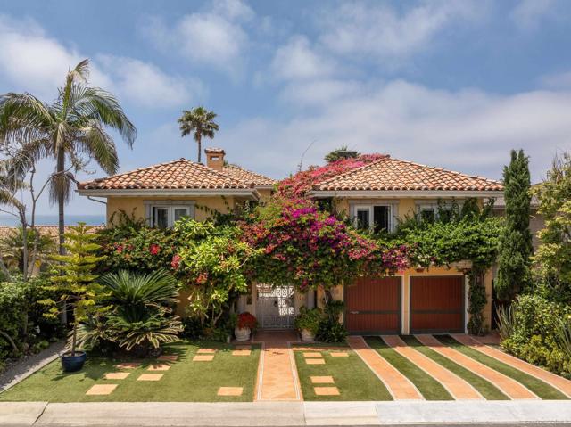 5143 Shore Drive, Carlsbad CA: https://media.crmls.org/mediaz/cd3ae88e-b396-40e9-bab0-0835c1e840b5.jpg