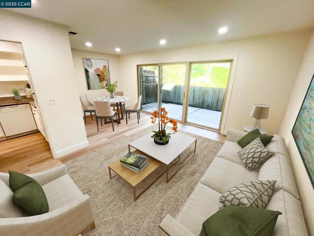 1800 Cannon Dr, Walnut Creek CA: https://media.crmls.org/mediaz/cd3c7a62-c957-4034-85f0-4eac12ff9a21.jpg