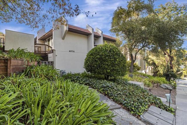 4074 Farm Hill Boulevard, Redwood City CA: https://media.crmls.org/mediaz/cd3d63bb-56f4-486a-8bdd-42a4b72868a2.jpg