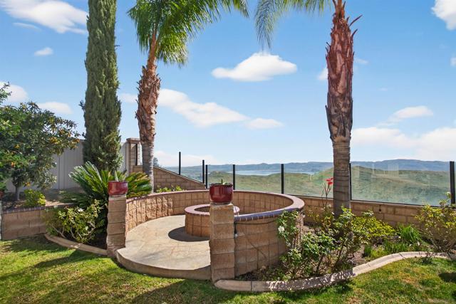 Image 50 of 73 For 18410 Lakepointe Dr